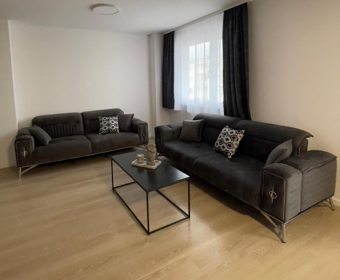 Apartman Lux Apartment Zepce Bagian luar foto